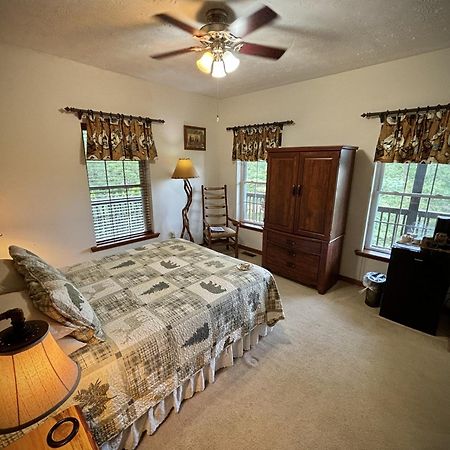 Long Mountain Lodge Bed & Breakfast Dahlonega Luaran gambar