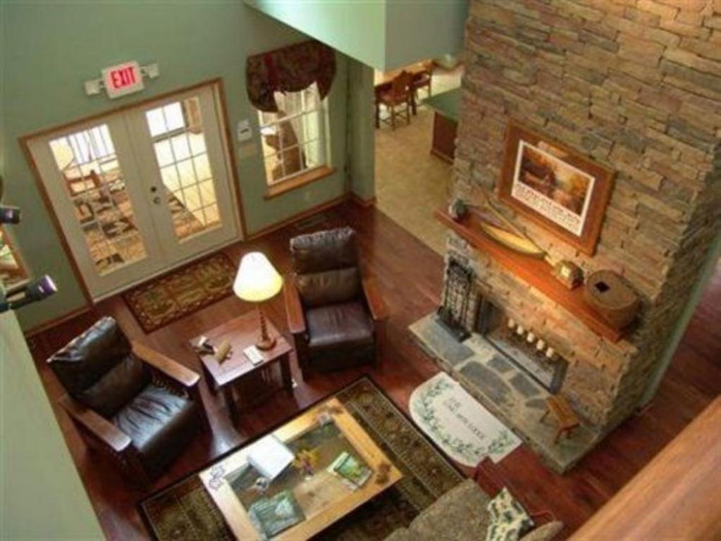 Long Mountain Lodge Bed & Breakfast Dahlonega Luaran gambar