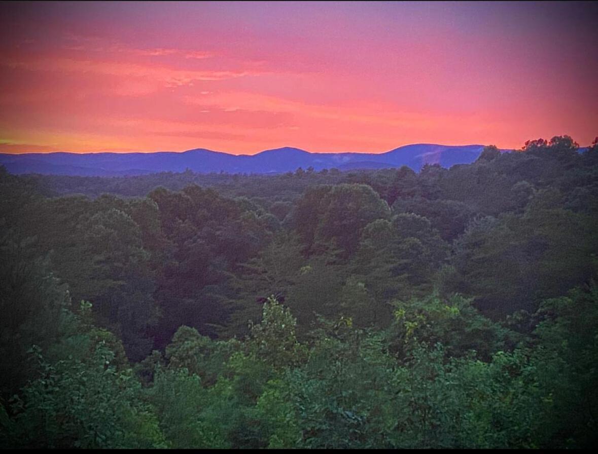 Long Mountain Lodge Bed & Breakfast Dahlonega Luaran gambar
